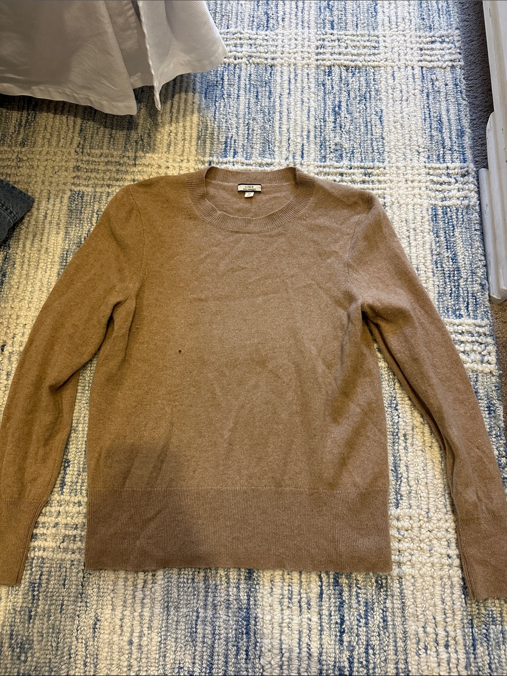 Women’s Jcrew 100% Cashmere Crewneck Sweater in Brown - Classic Everyday Knit